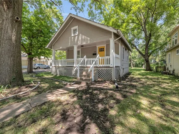 724 W 77th St, Kansas City, MO 64114