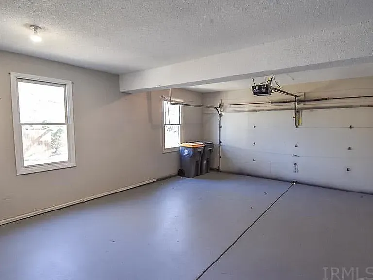 4301 E Whitley Dr — Photo 27