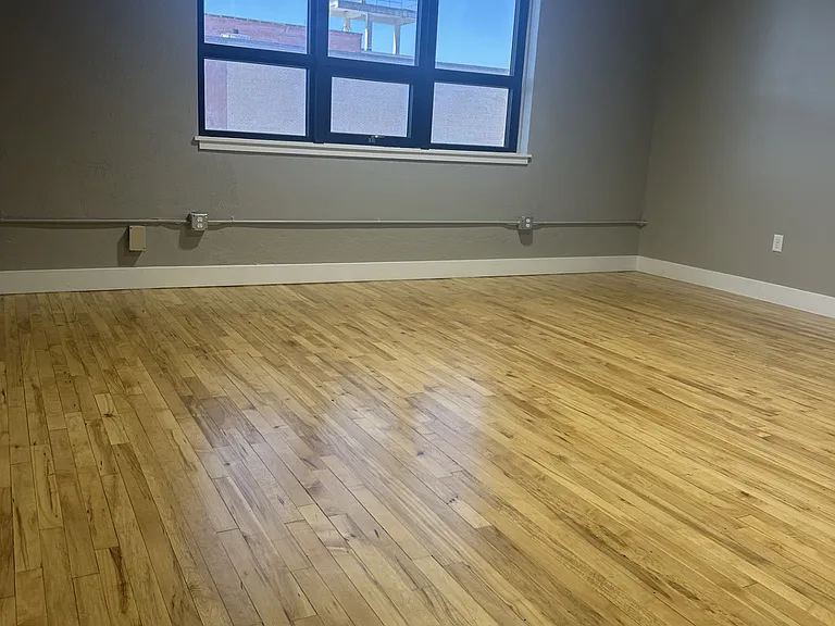 101-145 S Santa Fe Ave — Photo 12