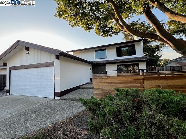 1st image of 4558 Carmen Way