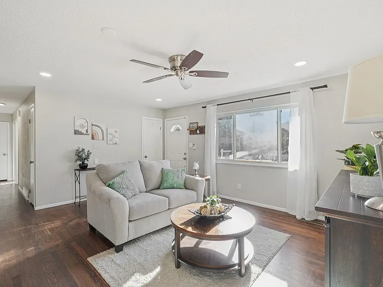 1235 Tonka Ave — Photo 11