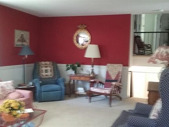 5th image of 29 Briar Dr