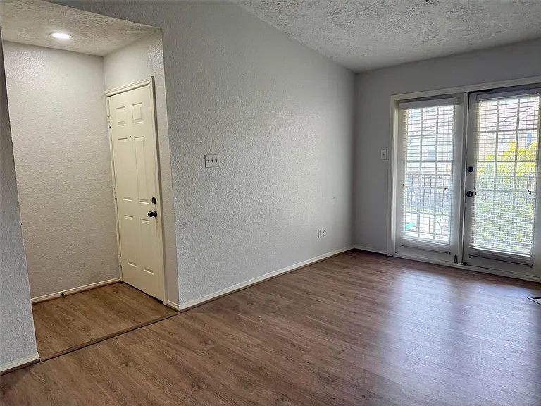 3600 Jeanetta St #512 — Photo 2