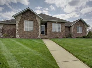 3720 W Blakey St, Springfield, MO 65810