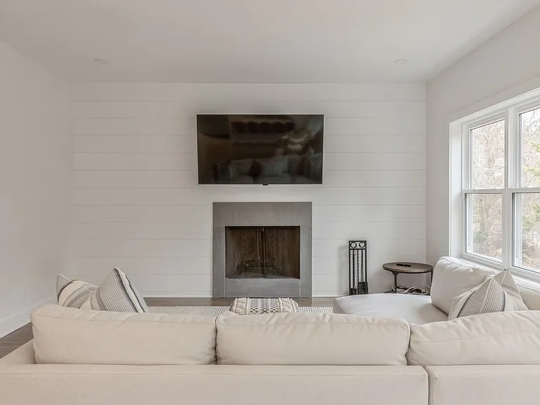 127 Highland Rd — Photo 4