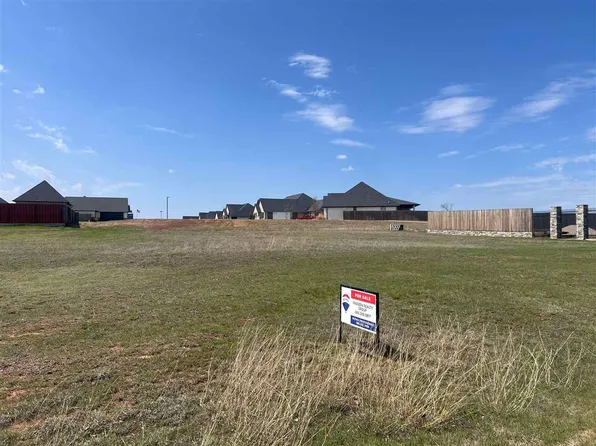 621 SW Eden Pl, Lawton, OK 73505