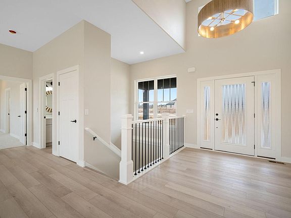 3rd image of 821 Tyler WAY