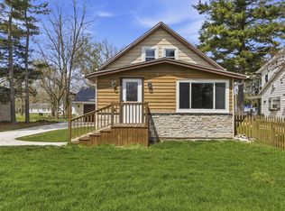 W348N5133 Elm Ave, Okauchee, WI 53069