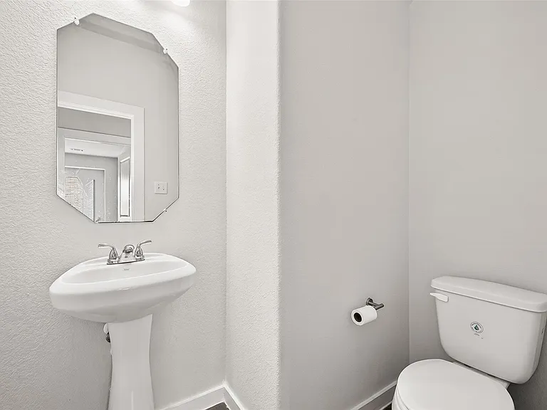 6803 Alamitos Ct — Photo 30