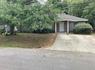 1625 25th St, Niceville, FL 32578