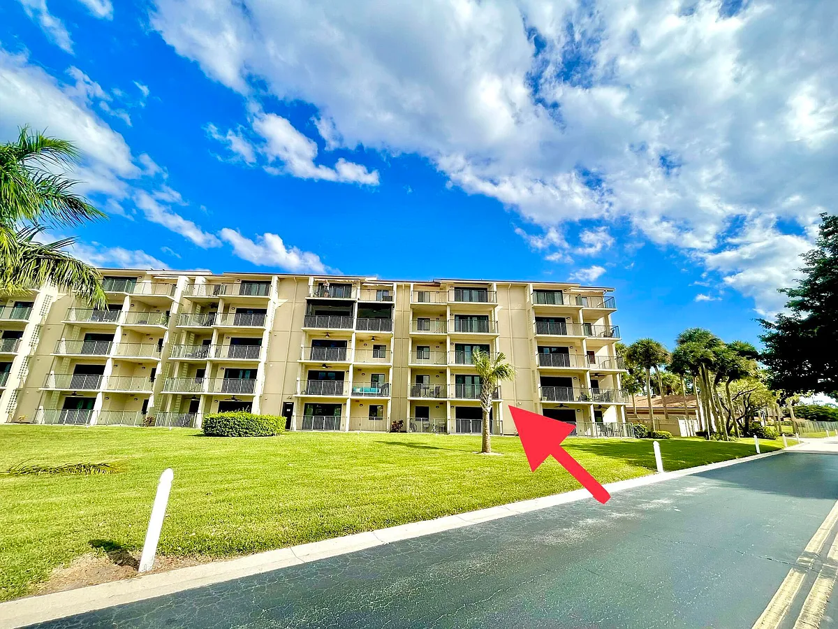 Building Photo - 901 Seafarer Cir #202