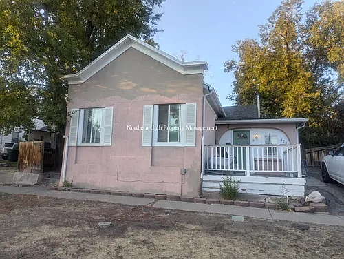 425 E 4th Ave #4 Photo 1