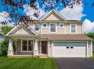 1532 W Quail Run Dr, Newark, OH 43055
