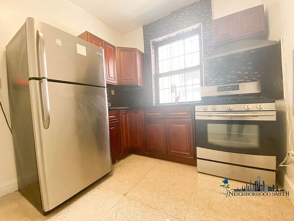 1st image of 1014 New York Ave APT 1R