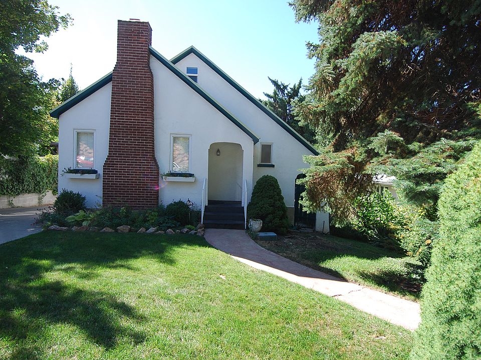 1st image of 1202 E Sherman Ave