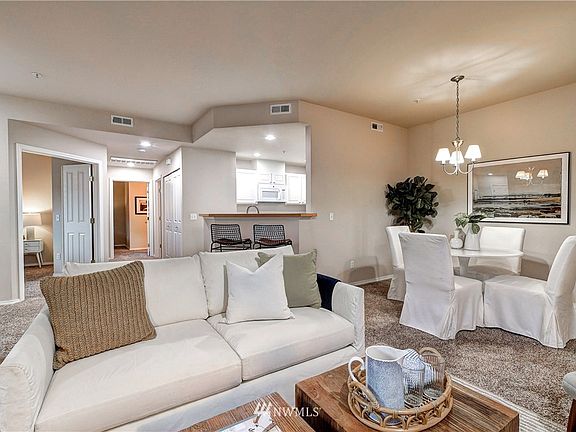 5th image of 23760 SE 52nd Ln #141