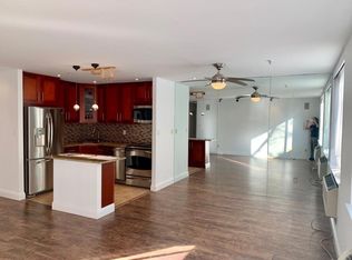 10 Canterbury Rd APT 1G, Great Neck, NY 11021