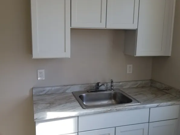 124 W Benson St APT 1, Cincinnati, OH 45215