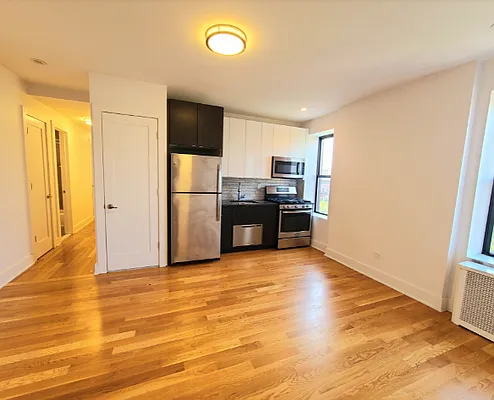 Rented by Bohemia Realty Group | media 2