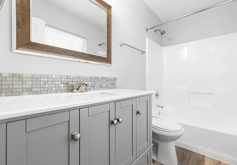 11121 Oxford Ter — Photo 17