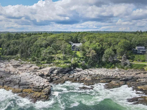 45 Martha Beck Drive, Bristol, ME 04539