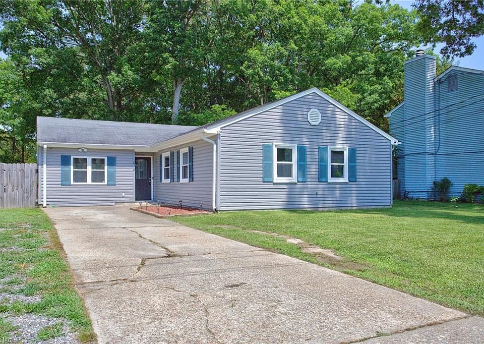 1st image of 614 Woods Rd