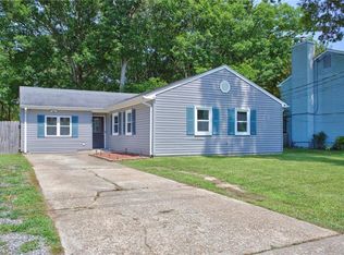 614 Woods Rd, Newport News, VA 23601