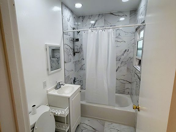 5th image of 719 34th Ave #3