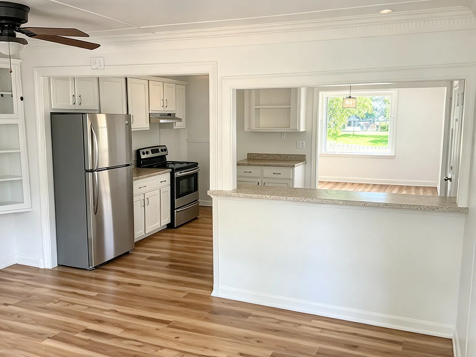 3 bed, 1.5 bath, 1254 sqft, $1,295 — Photo 2