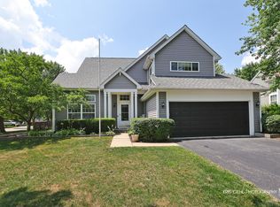 361 Lexington Ln, Grayslake, IL 60030
