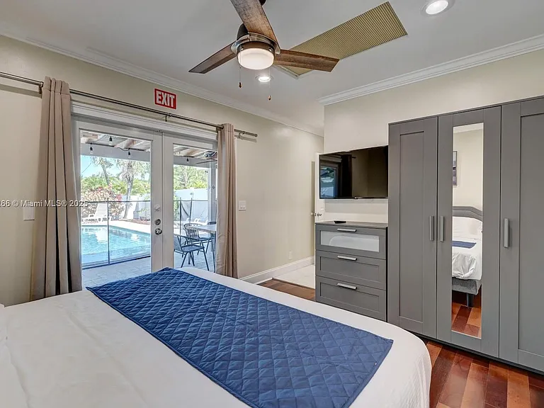 1311 Rodman St — Photo 31