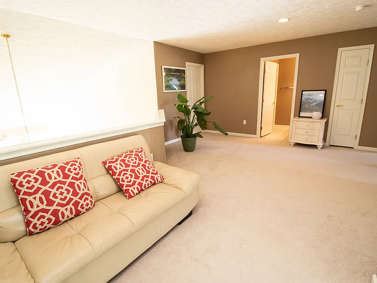 4977 Lake View Dr — Photo 14