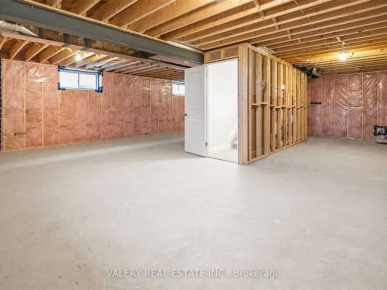 9 Peachleaf Ln — Photo 18