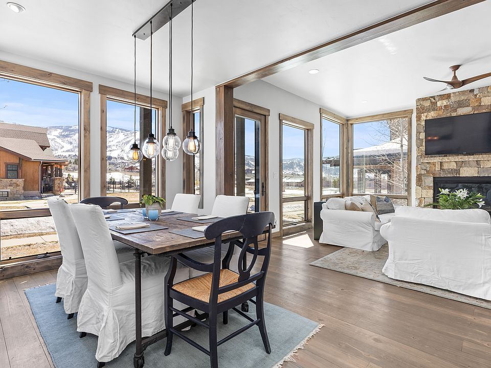 LIving Room with Expansive Views