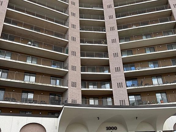 3rd image of 10512 Valley Forge Cir #512