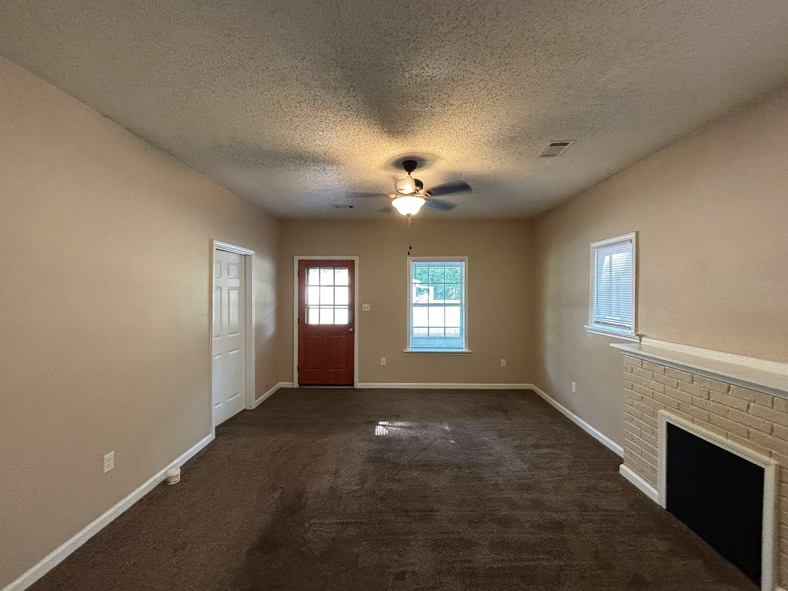 2 bed, 1316 sqft, $1,050 — Photo 3