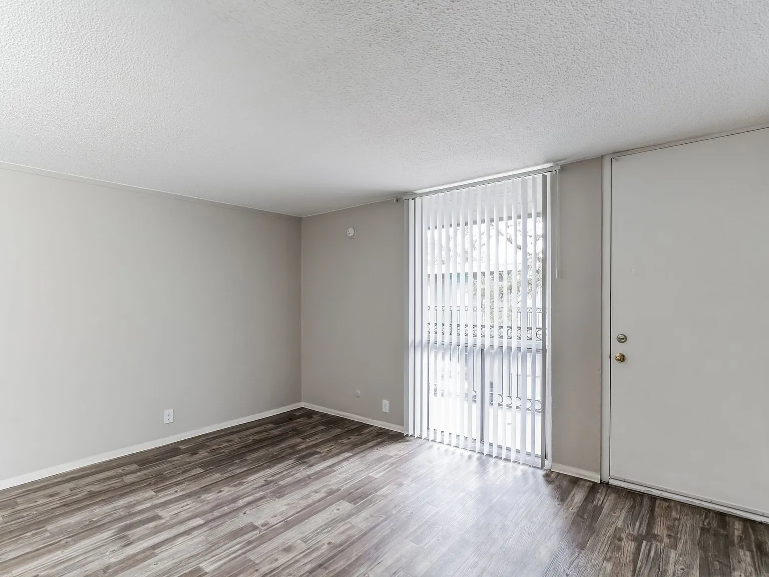 ABQ Uptown Horizons — Photo 4