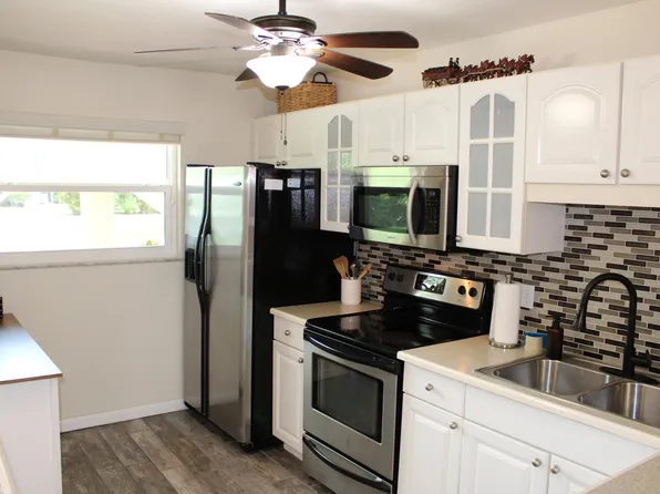 1181 Carlton Court #106, Fort Pierce, FL 34949
