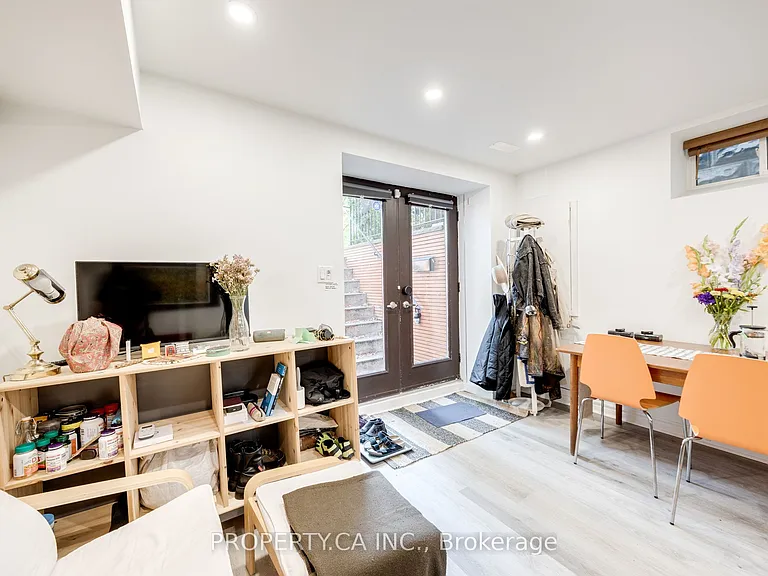 14 Bellwoods Ave — Photo 6