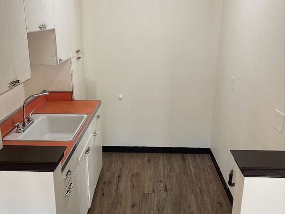 3rd image of 4136 N Green Bay Ave APT 2