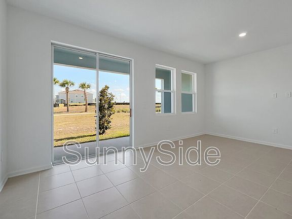 4th image of 2939 Maloof Dr