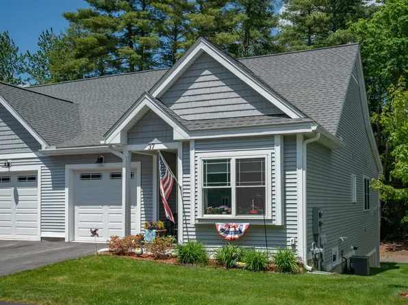 37 Abenaki Circle, Merrimack, NH 03054
