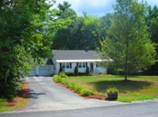 11 Juniper Dr, Amherst, NH 03031