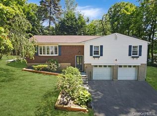 32 Montieth Ave, Hawthorne, NY 10532