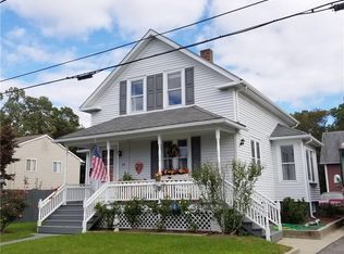 86 Phillips Ave, Warwick, RI 02888