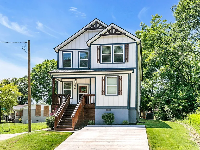 108 Averill St — Photo 40
