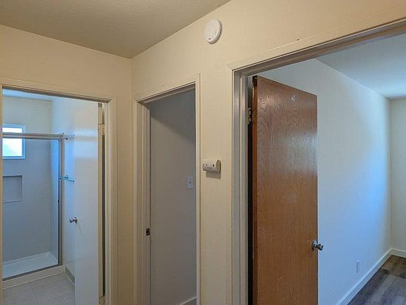5th image of 2534 Benvenue Ave #10B