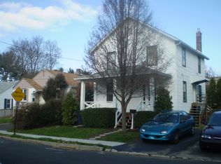 2417 Avondale Ave, Roslyn, PA