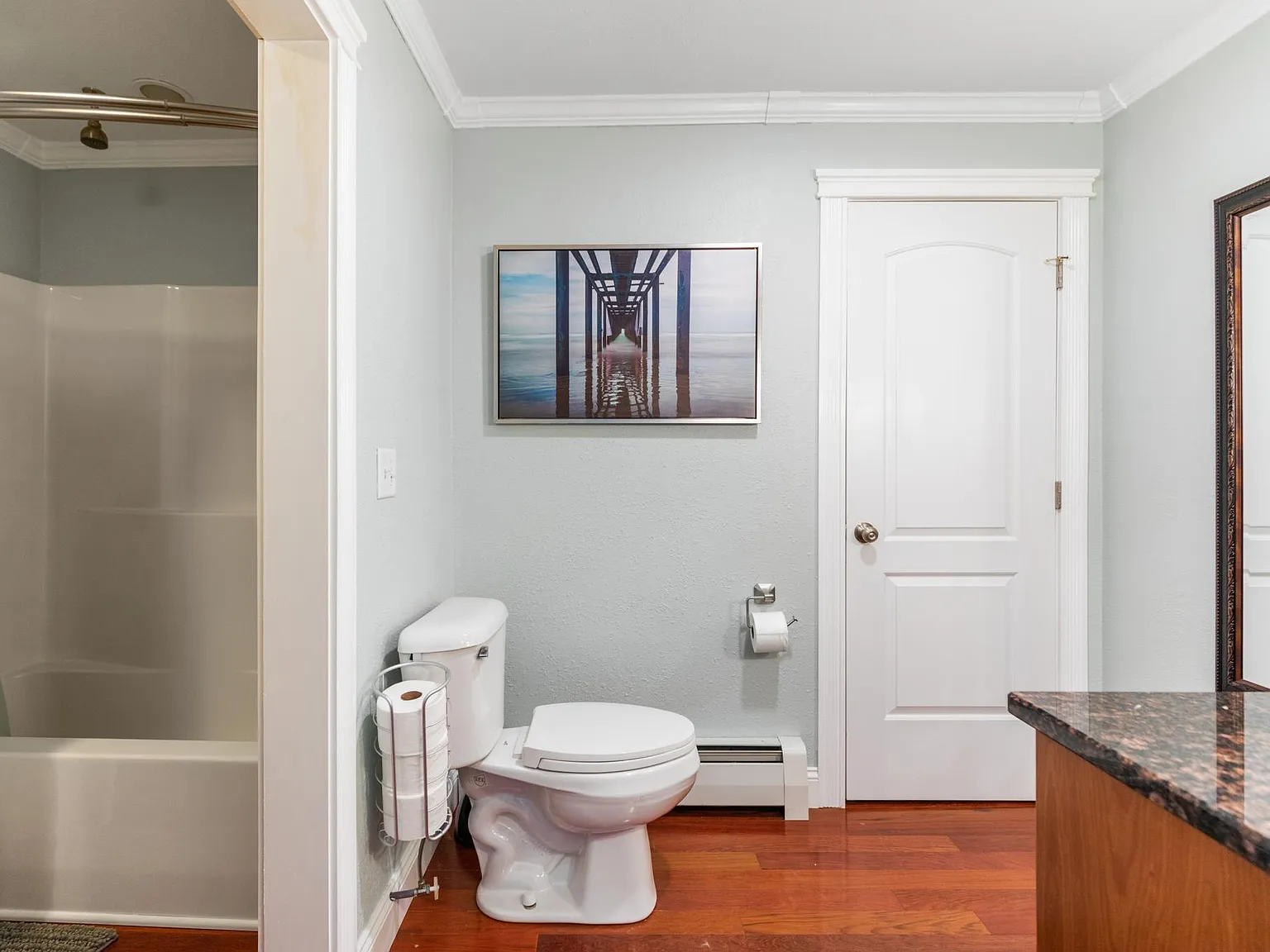 2 bed, 1760 sqft, $2,100 — Photo 4