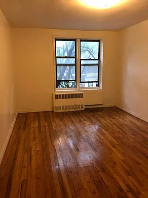 Rented by Smart NY Realty LLC | media 2